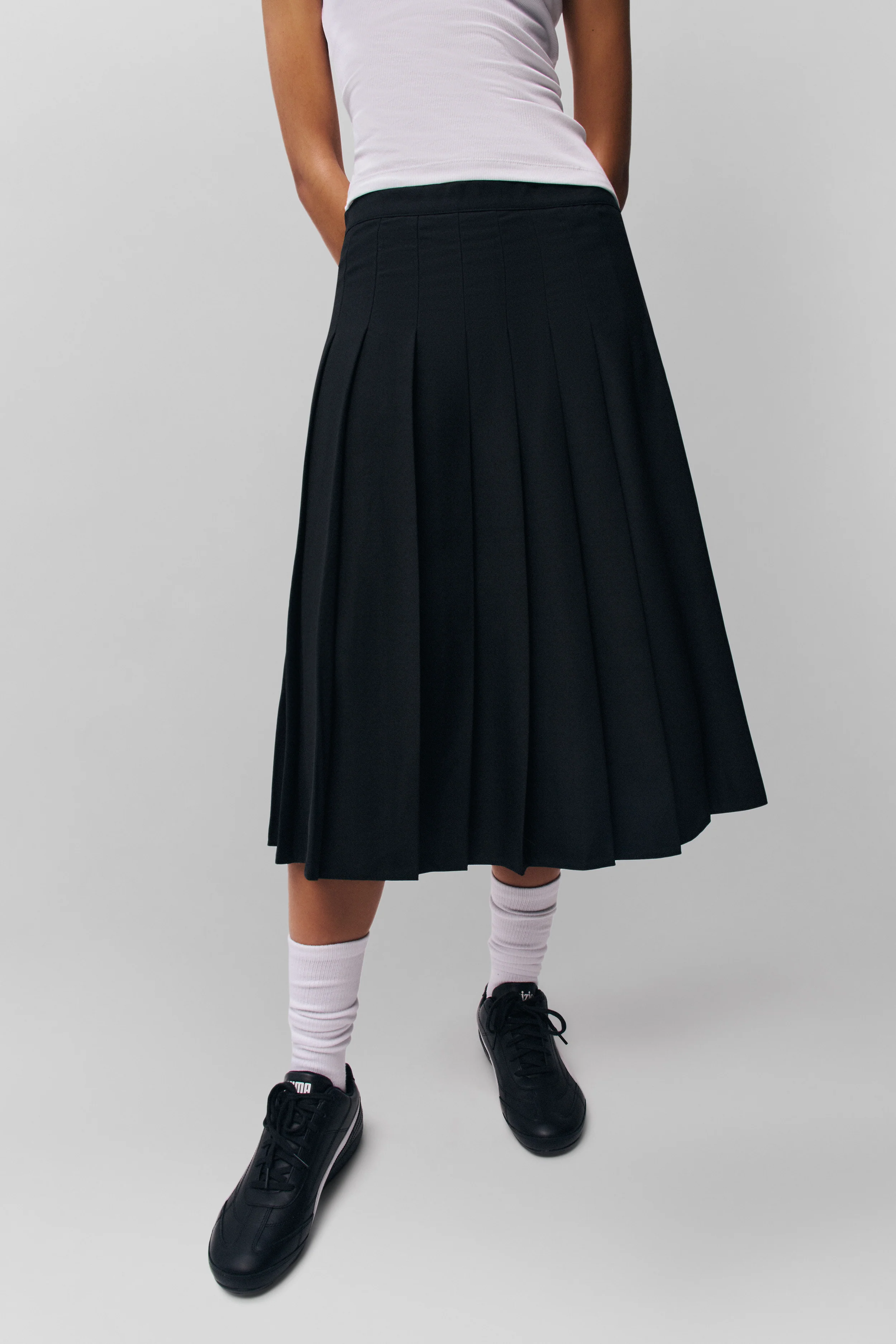 Gibson Pleated Skirt - Image 2
