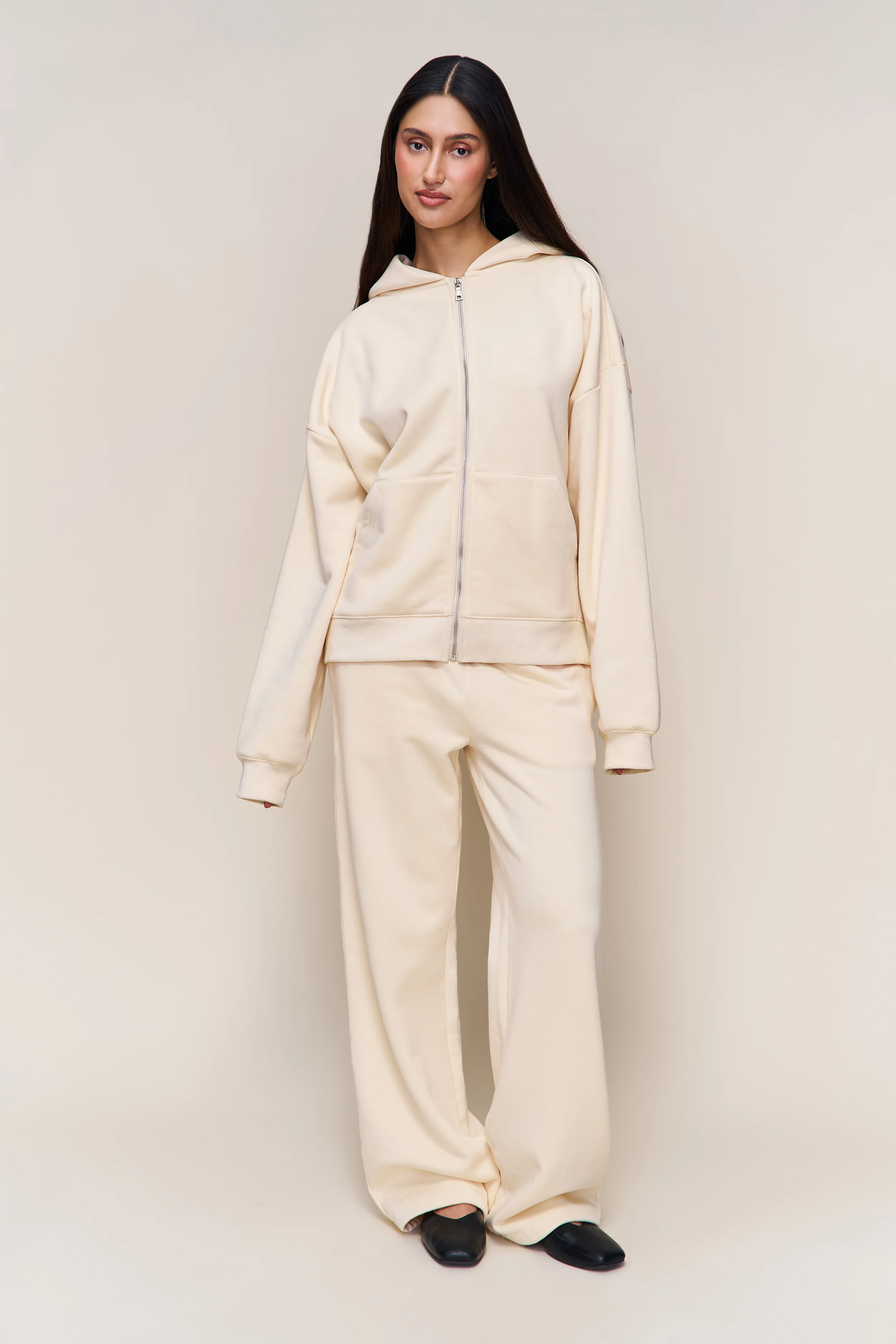 Relaxed Drawstring Sweatpants - Image 5