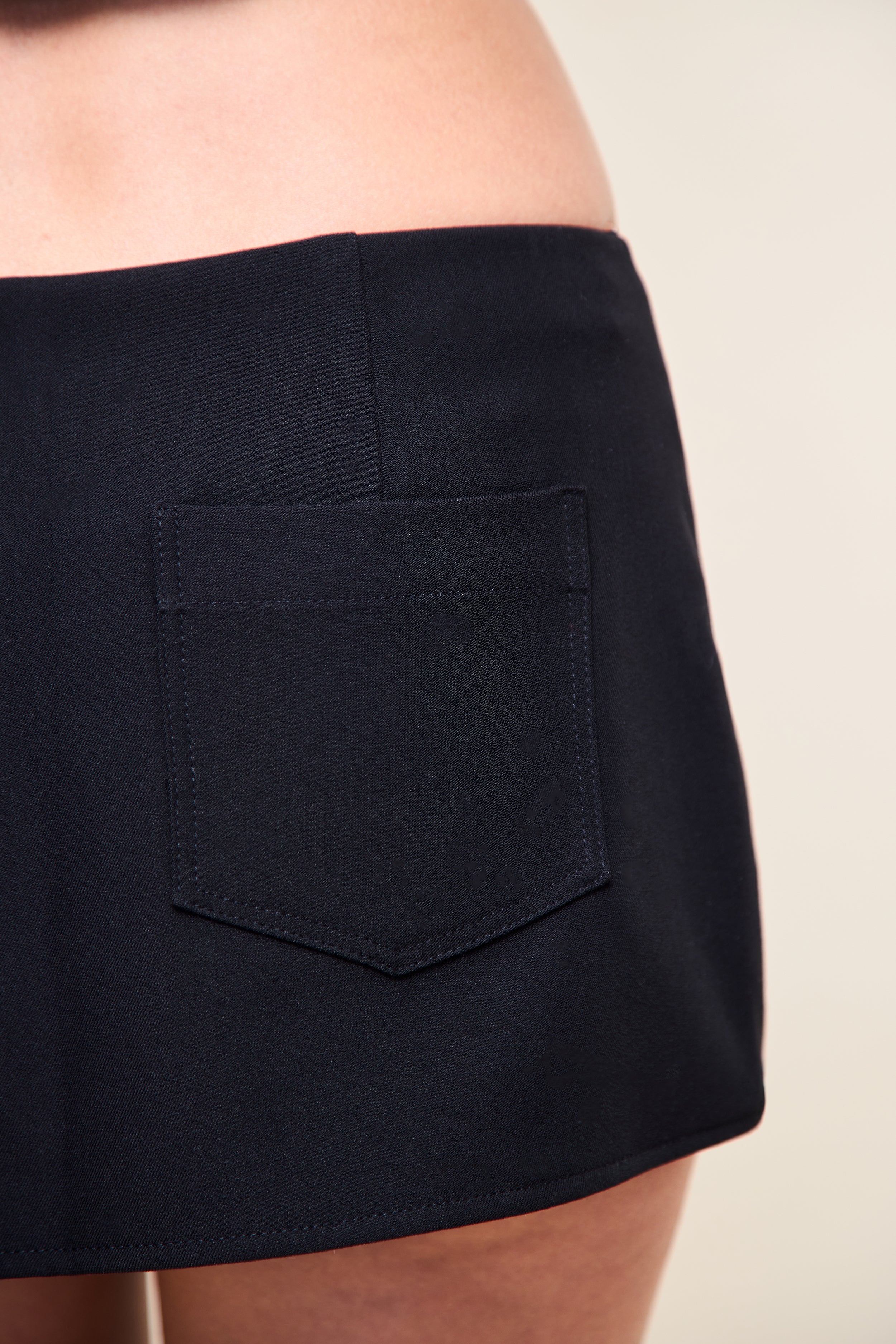 Troyes Skort - Image 6
