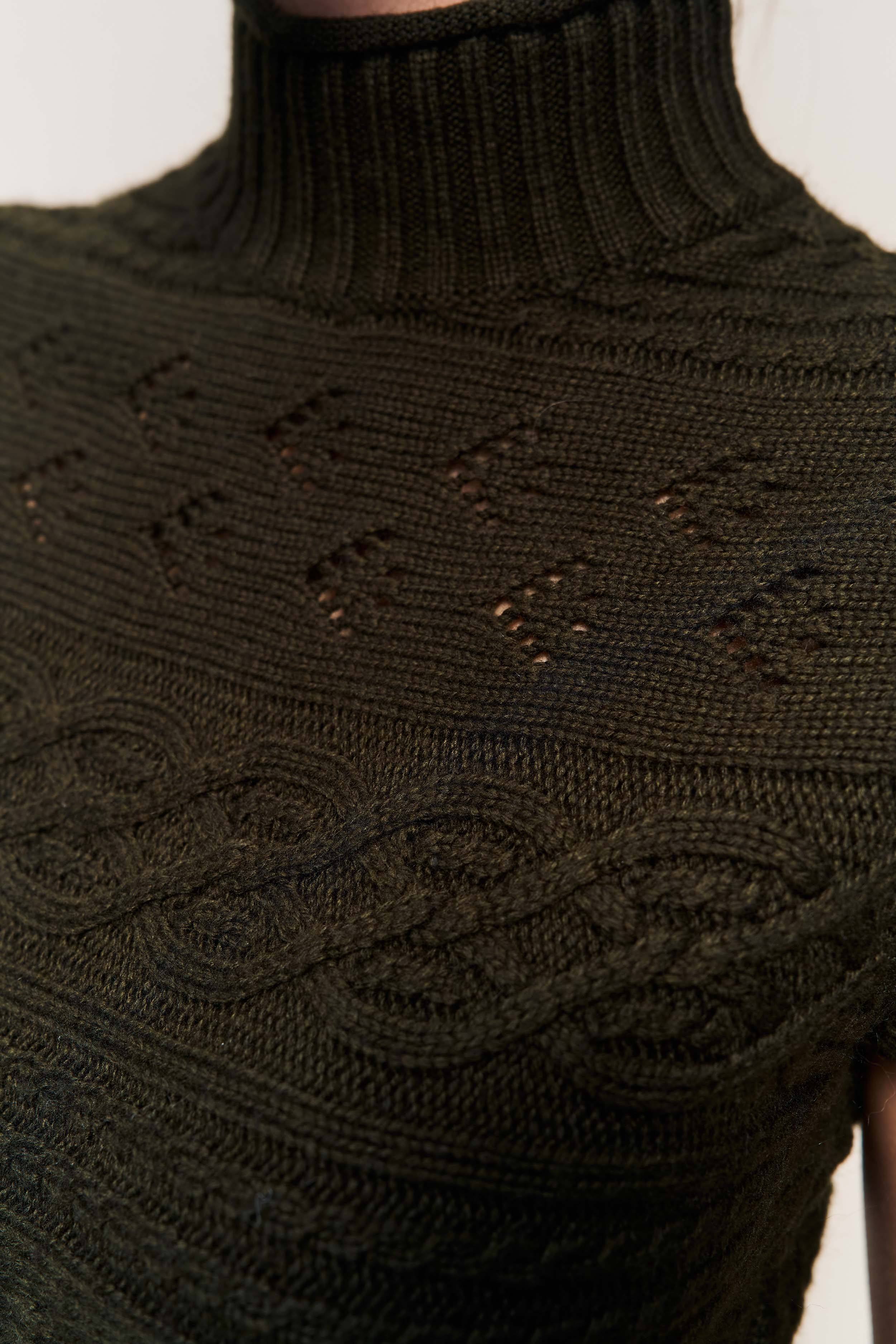 Vivienne Short Sleeve Turtleneck - Image 4